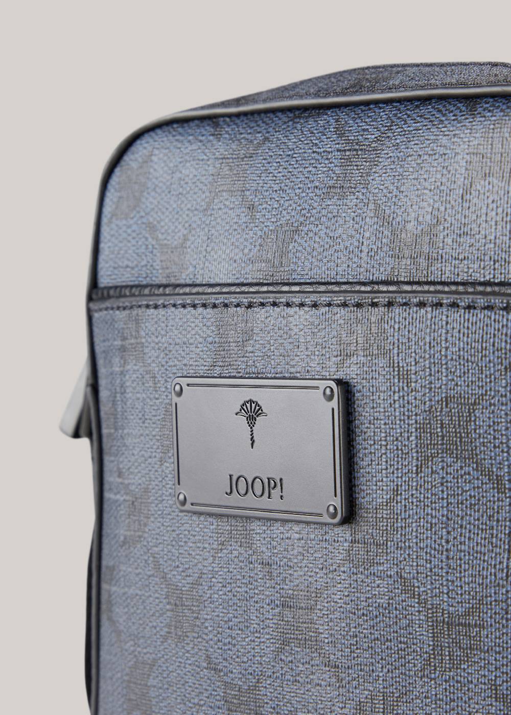Joop Schultertasche Mazzolino Rafael in Dunkelblau gemustert Tägliche Deals
