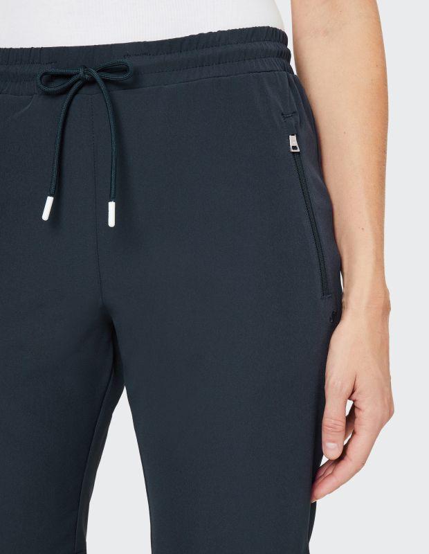 Joy Sportswear Kurze Hose ROMY Kurze Sporthose aus leichtem Webmaterial Letzte 2 Tage