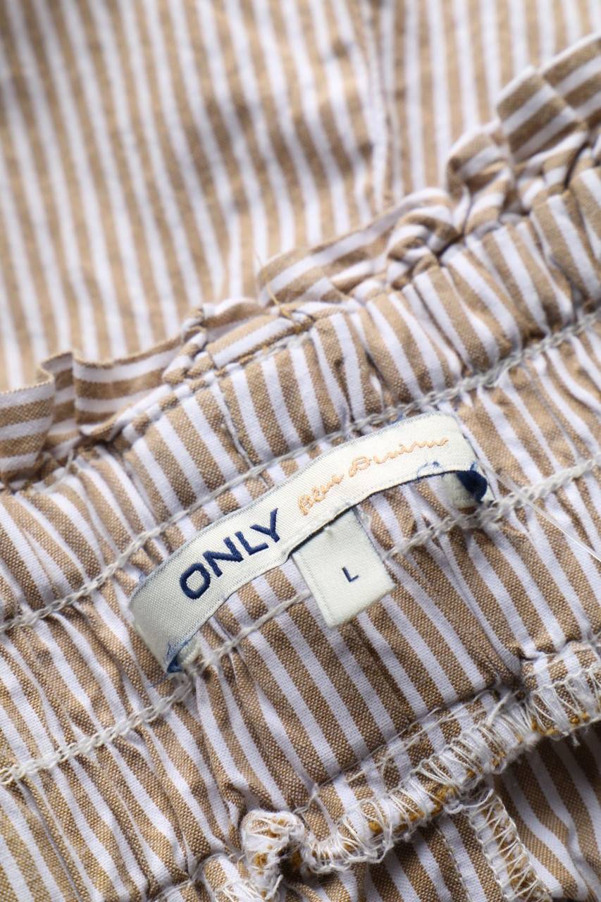Carou ONLY Shorts mit Rüschen Online Outlet