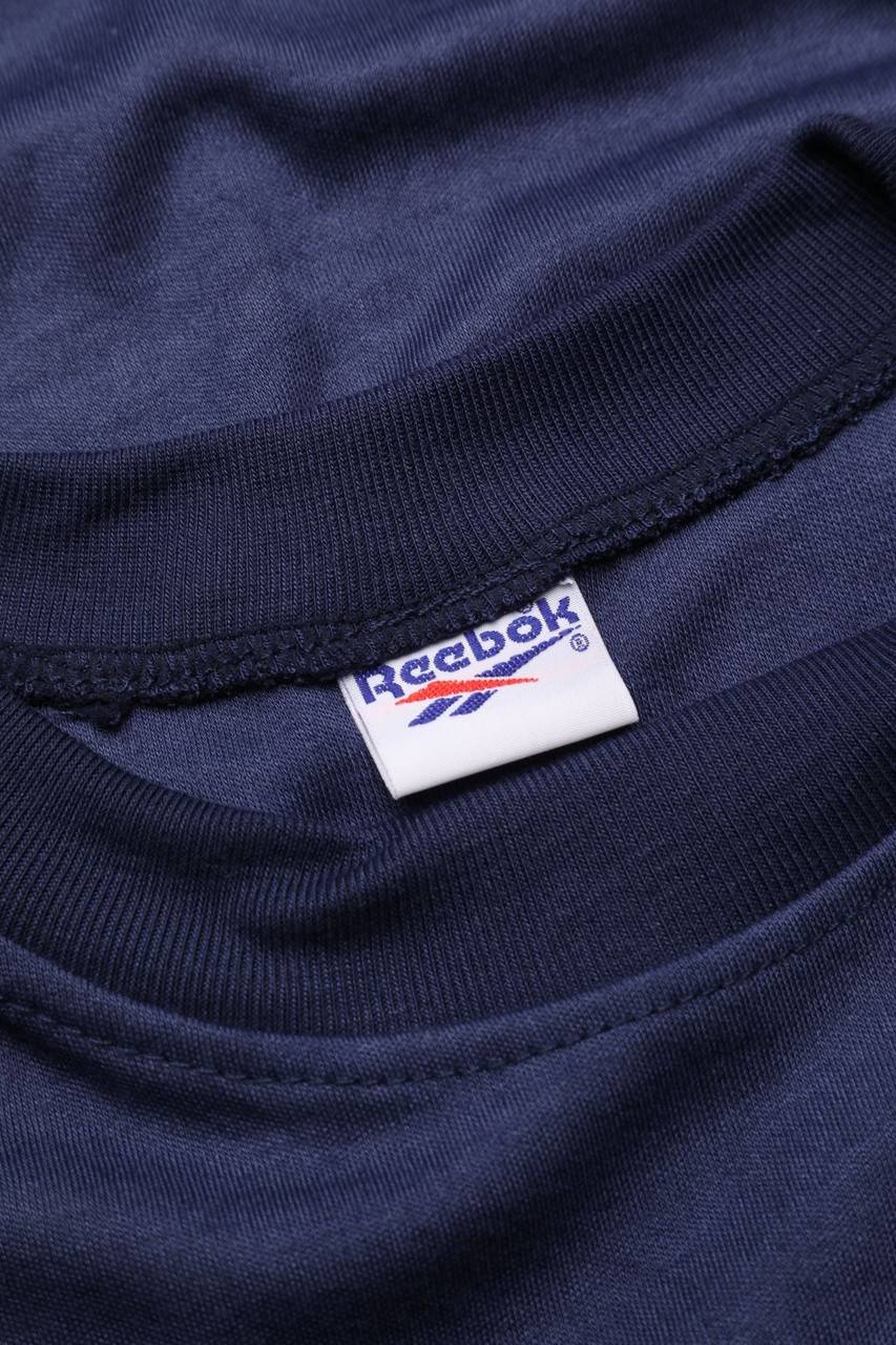 Carou Reebok T-Shirt mit Logo-Stickerei Neueste Mode