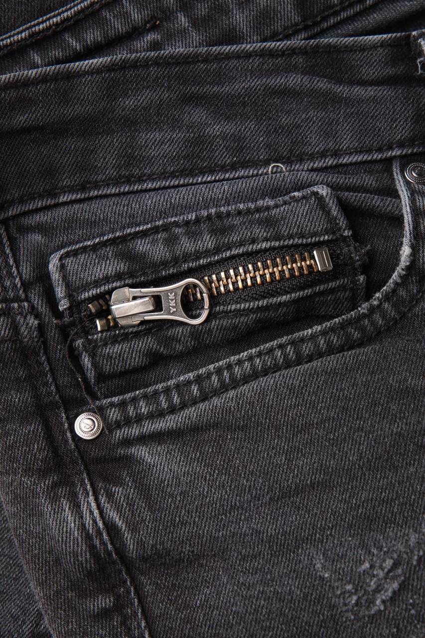Carou Blend She Destroyed Skinny-Jeans mit Logo-Badge Räumungsverkauf