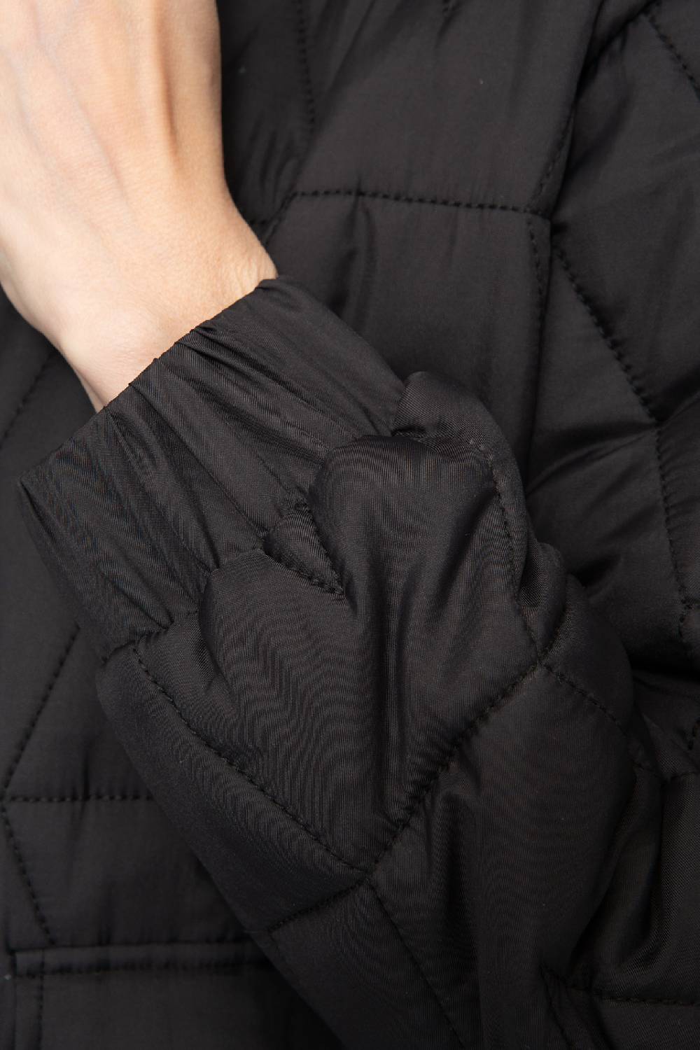 IVI GmbH PUFFER NYLON Jacke mit Signature Steppung schwarz Online Outlet