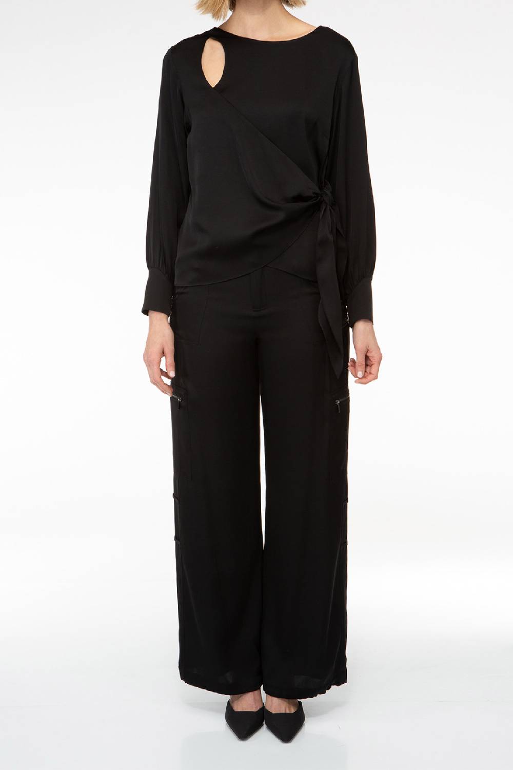 IVI GmbH SOLID SILK Seidenbluse mit Cut-Out Detail schwarz Blitzangebot