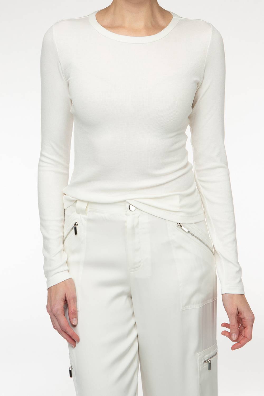 IVI GmbH ESSENTIAL Langarmshirt mit hohem Rundhalsausschnitt weiß Saisonale Angebote