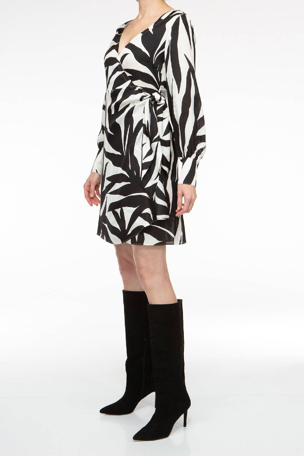 IVI GmbH PALM LEAF BLACK Kurzes Wickelkleid aus Seide Sonderangebote