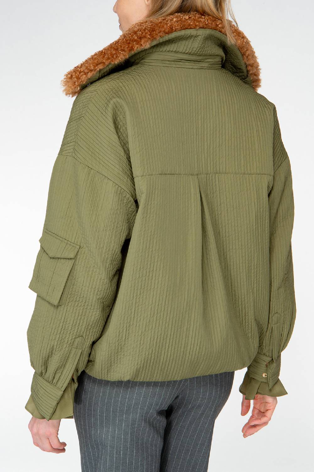 IVI GmbH OUTERWEAR Pilotenjacke mit Fake-Fur Kragen oliv 2025