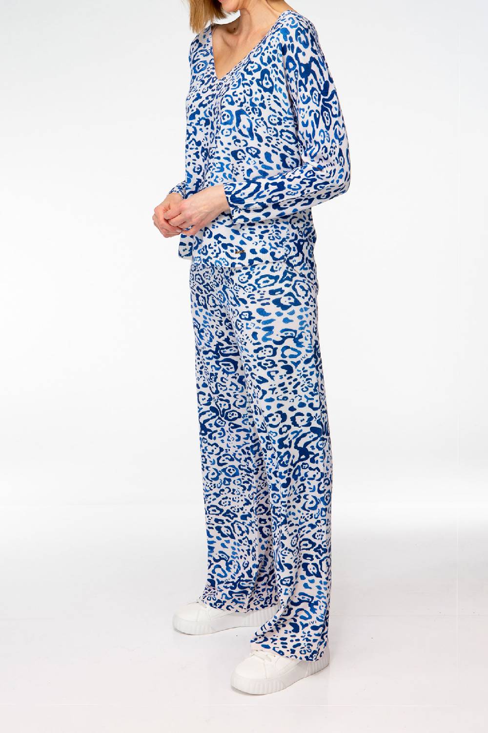 IVI GmbH BLUE LEO Gestrickte Hose Flash Sale