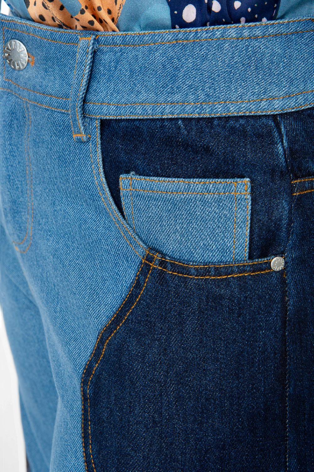 IVI GmbH DENIM Jeans mit weitem Bein und Patch Preisnachlass