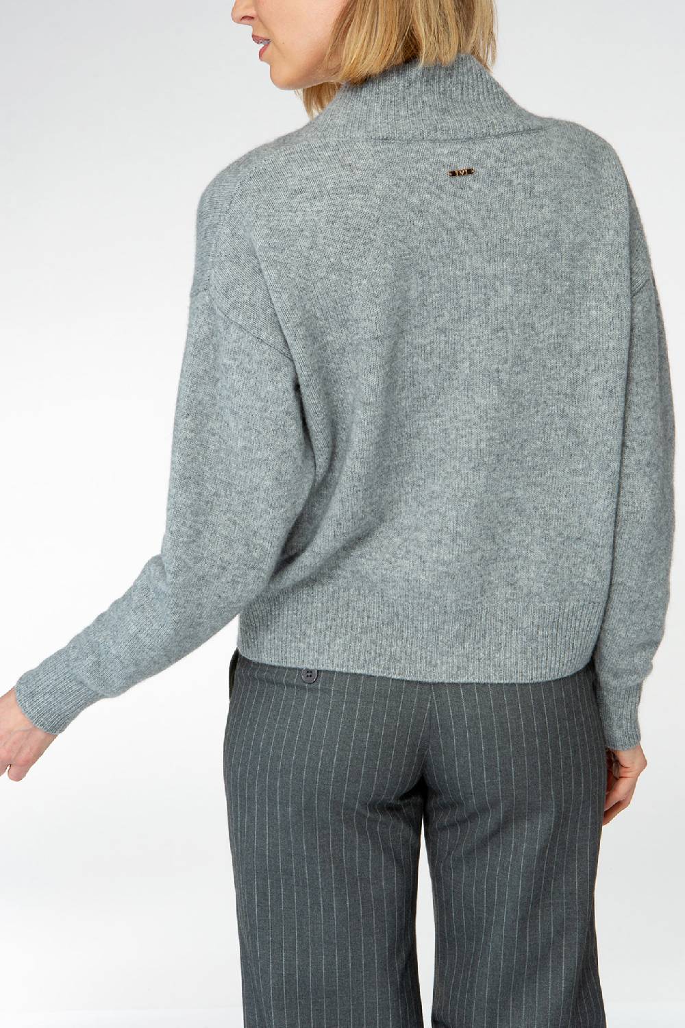 IVI GmbH SOLID KNIT Cardigan mit aufgesetzten Taschen grau-melange Super Rabatt