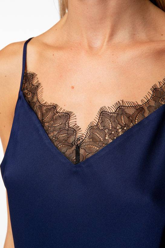 IVI GmbH SOLID SILK Top mit Spitze navy Letzte 3 Tage