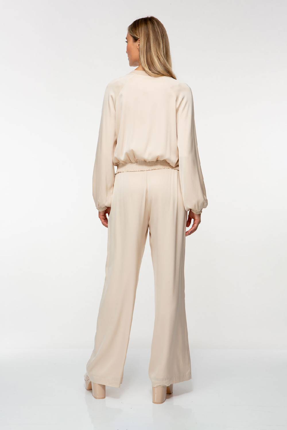 IVI GmbH SOLID SILK Seidenhose mit weitem Bein light sand Meist gekauft