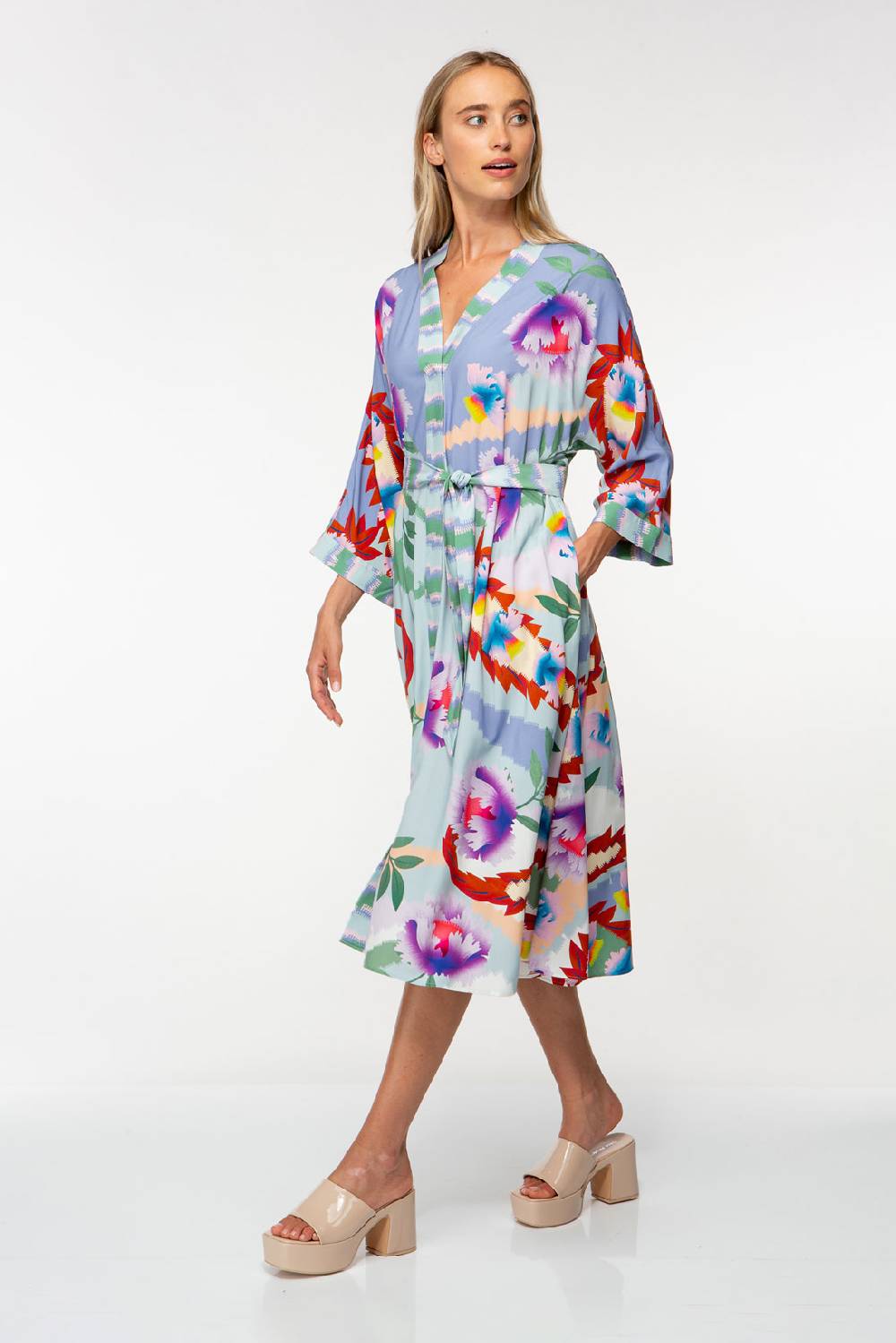 IVI GmbH PIXEL PAISLEY Kaftankleid lavendel Online Shopping