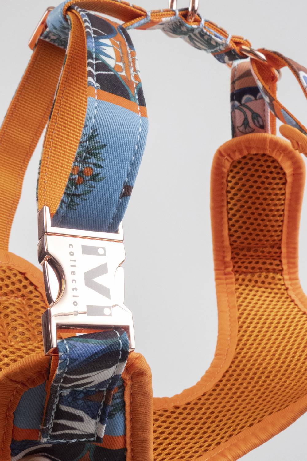 IVI GmbH RETRO TILES Harness Cyber Monday