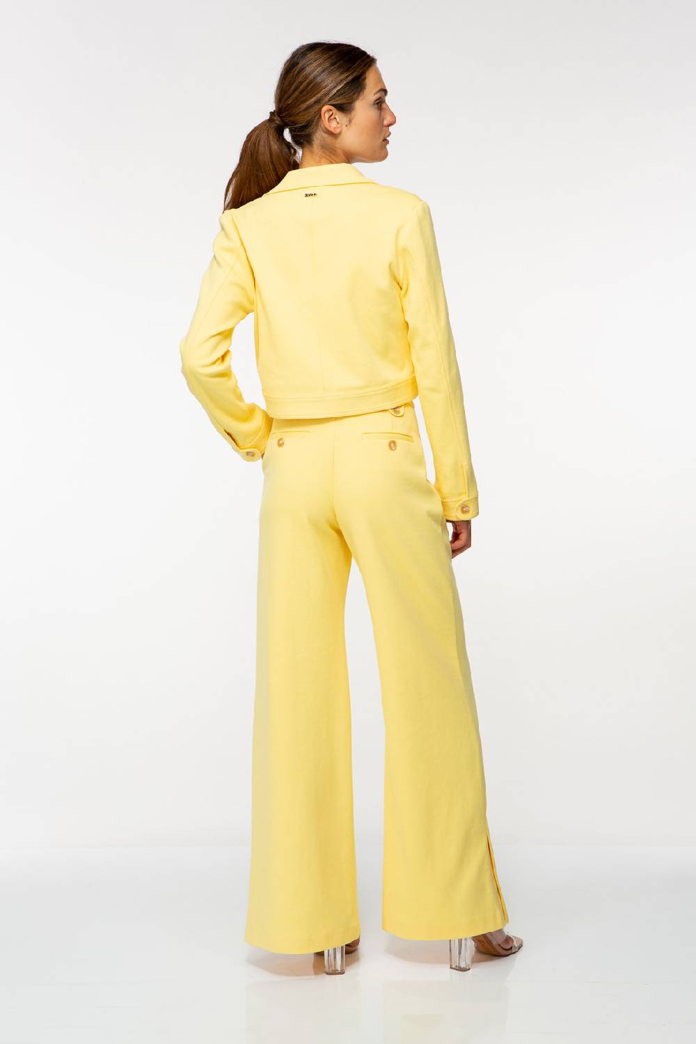 IVI GmbH SOLID JERSEY Verkürzter Blazer pastel sun Vierteljährliche Förderung
