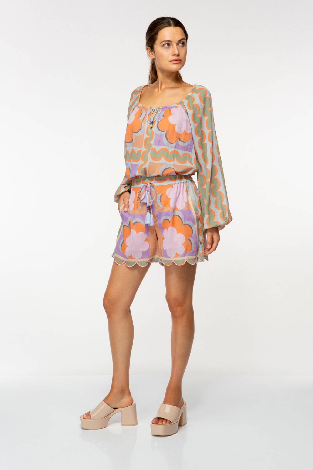 IVI GmbH CHECKED FLOWERS Shorts multicolor Preisnachlass
