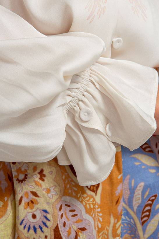 IVI GmbH AMBER Seidenbluse mit platziertem Print 50% Rabatt für begrenzte Zeit