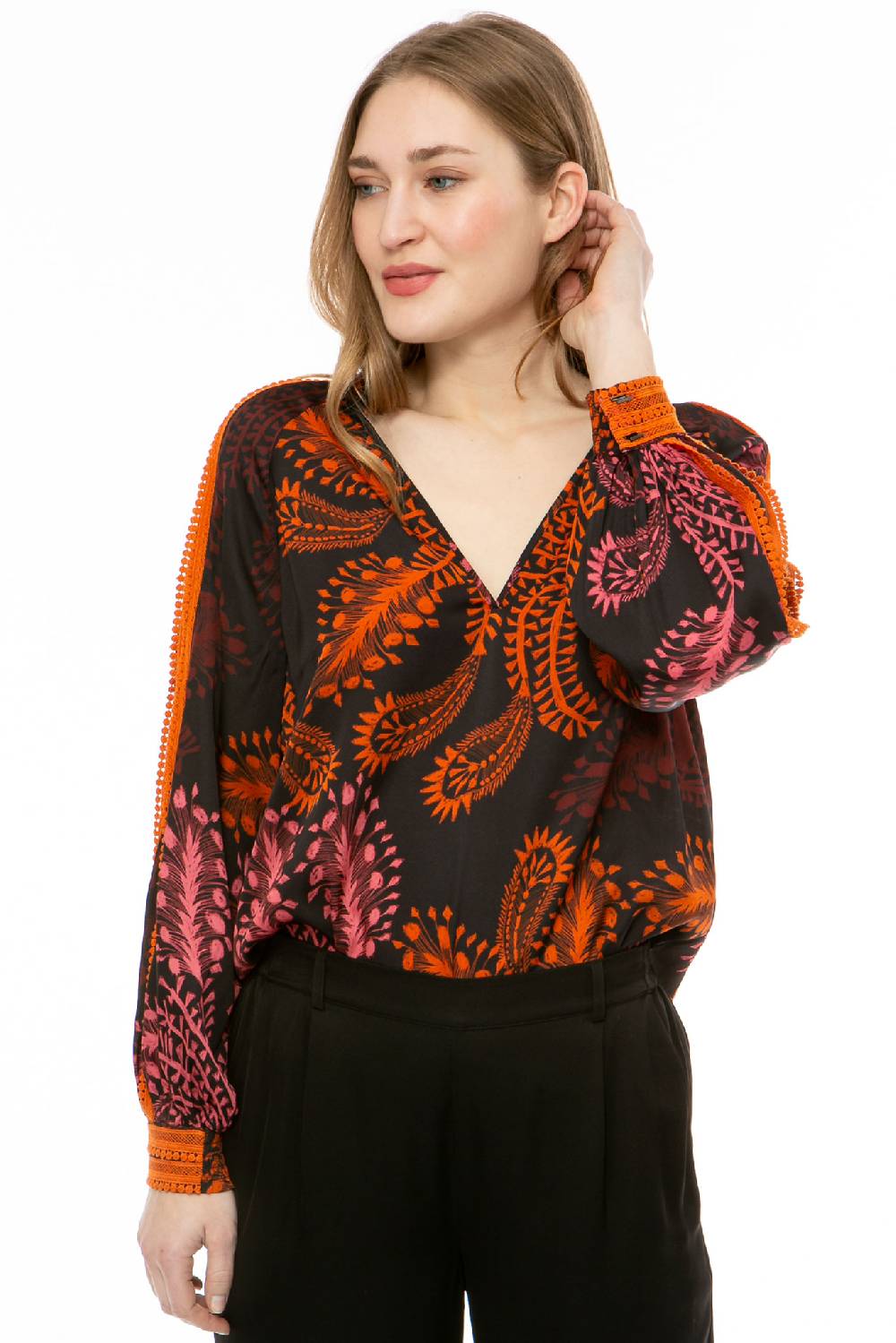 IVI GmbH WILD HERBS Bluse mit Stickdetails schwarz Schlussverkauf