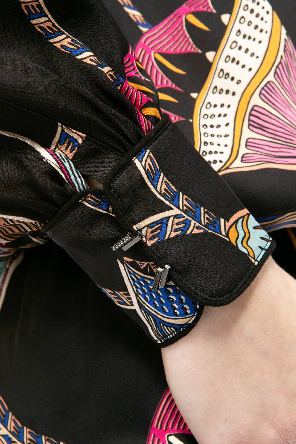 IVI GmbH LOTUS BLOSSOM Wickelbluse schwarz Fabrikpreis