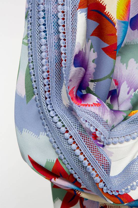 IVI GmbH PIXEL PAISLEY Seidenbluse lavendel Exklusivangebot
