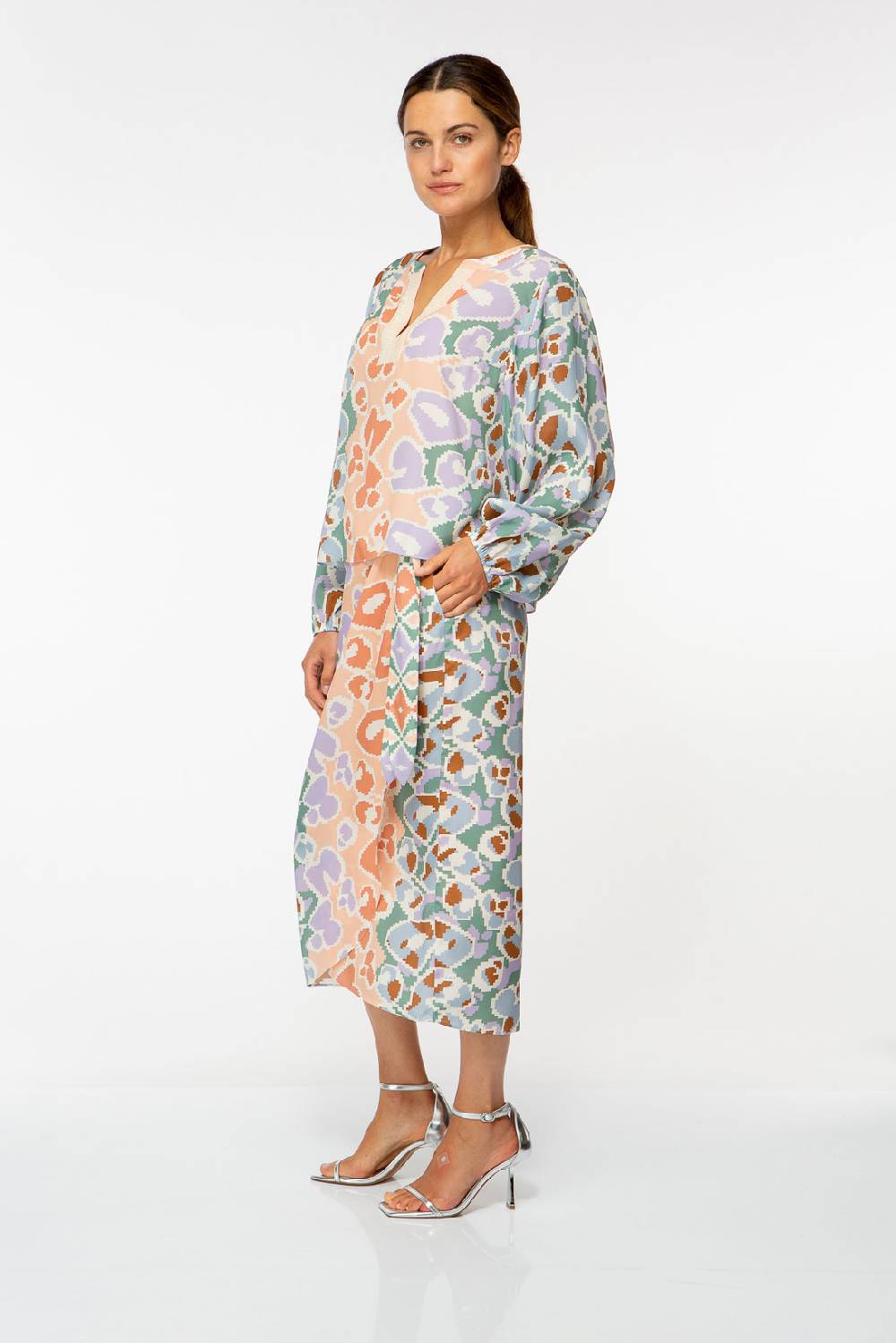 IVI GmbH PIXEL LEO Bluse mit Crochet pastel Saisonschlussverkauf