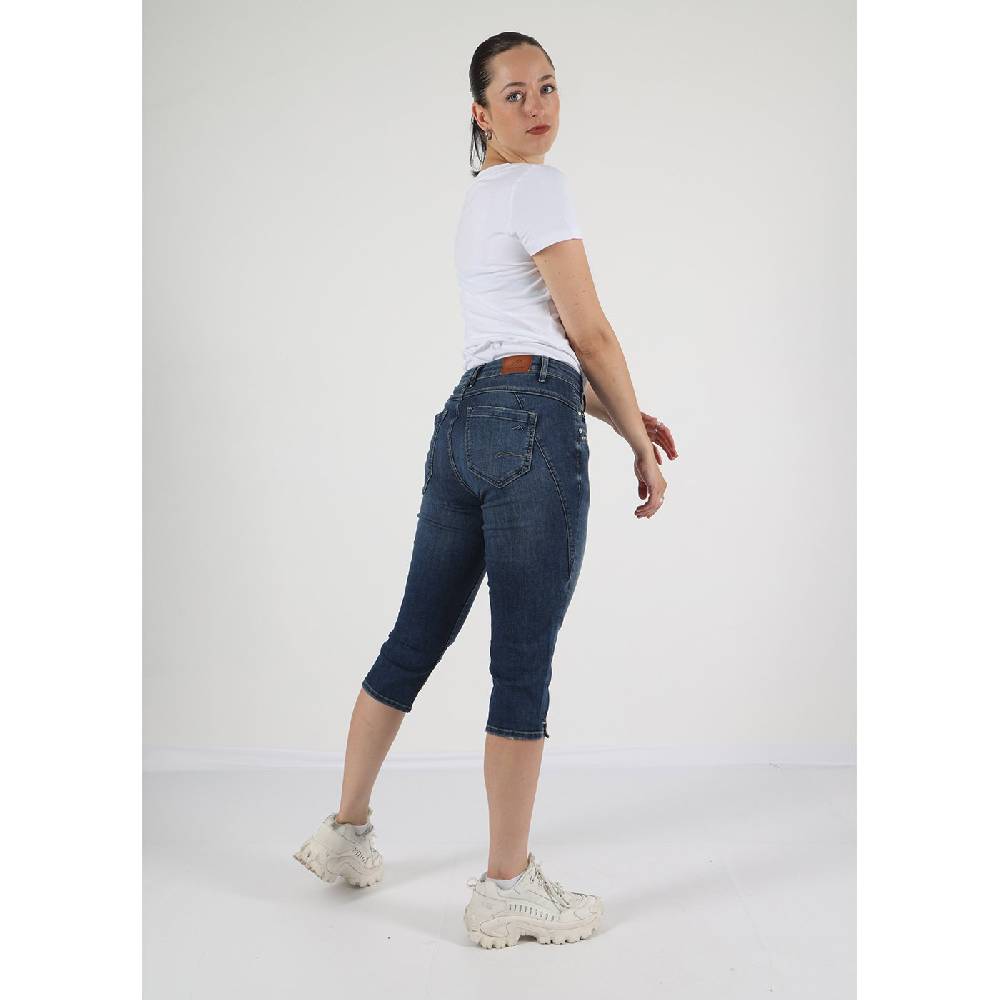 M.O.D RITA CAPRI (3934 Airline Blue) Vierteljährliche Förderung