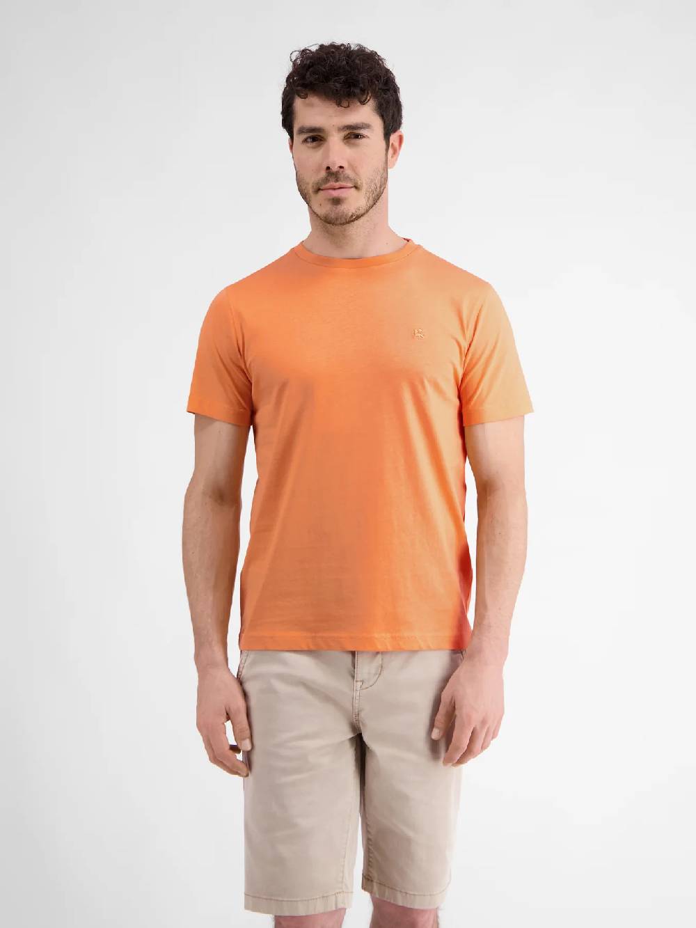 Lerros 2423000 EFFEN BASIC T-SHIRT LOGOSTEEK (927 MELLOW PEACH) 50% Rabatt für begrenzte Zeit