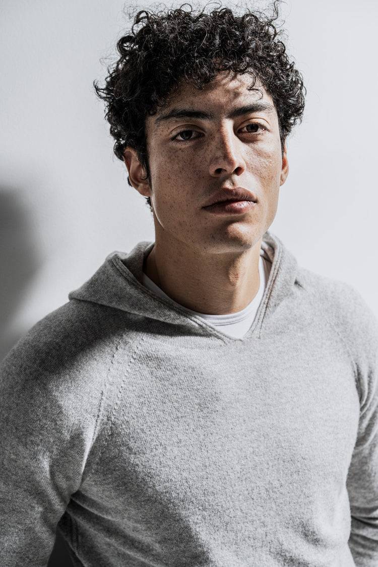 Phil Petter Kapuzen-Pullover aus Cashmerino, 3D Knit Kauf eins, bekomm eins gratis