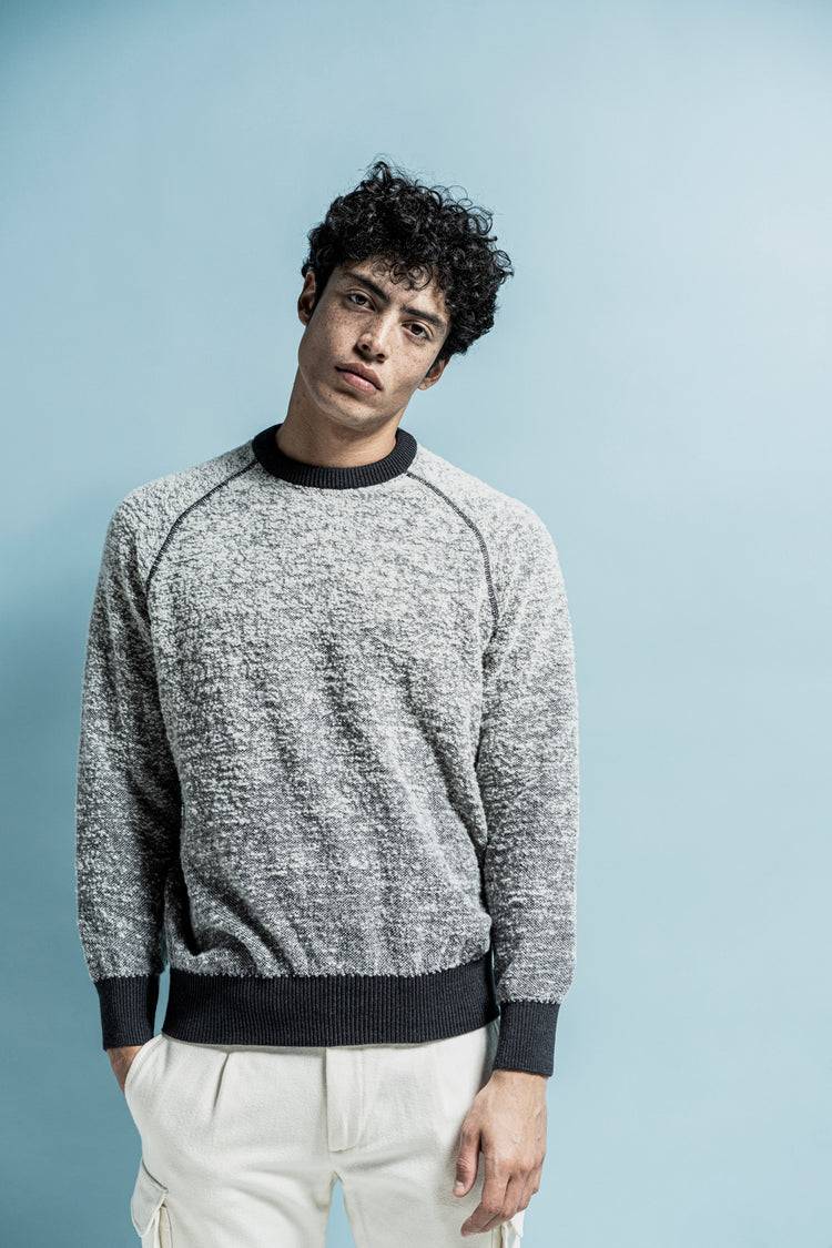 Phil Petter Rundhals-Pullover aus Merino-Bouclé, Relaxed Fit Rabatt