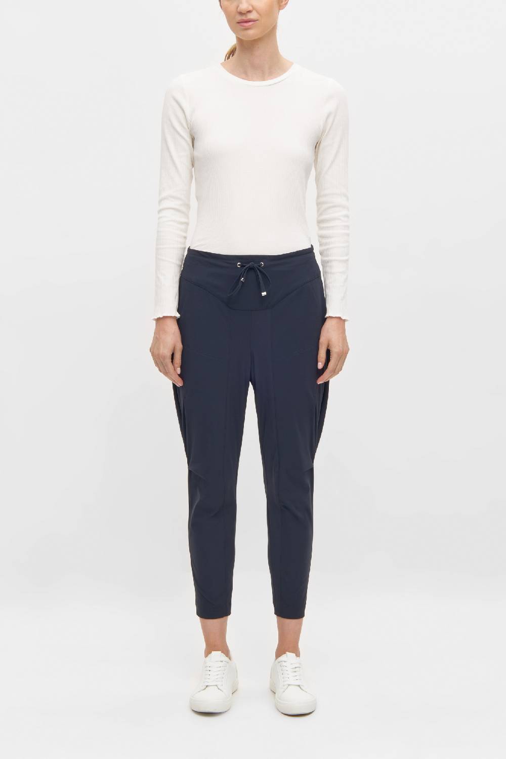 Raffaello Rossi Joggpant Relaxed verkürzt -6/8 High Waist schwarz: GIRA 6/8 Nur noch ein Tag übrig
