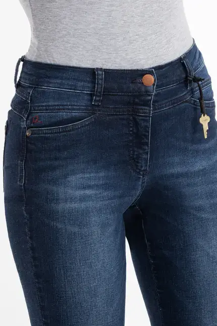 Recover Pants Powerstretch-Jeans Wiebke in DARK BLUE Artikelnummer REC-13343-01-U4079-499 Top Angebot