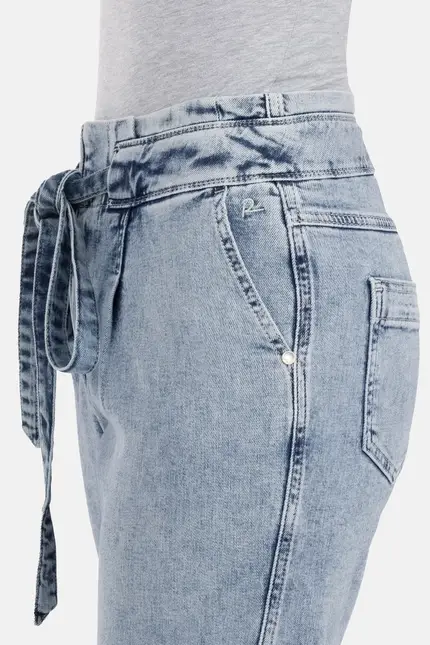 Recover Pants Bea, Relaxed-Fit Jeans in BLEACHED Artikelnummer REC-13356-4279-124 Kostenloser Versand