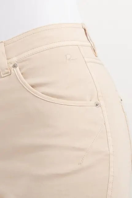 Recover Pants Relaxed Fit-Hose CARA in CREME Artikelnummer REC-12626-03-4035-208 Flash Sale