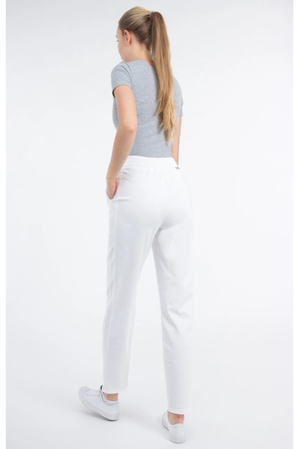 Recover Pants Corin, Relaxed Fit-Hose im Chinostyle in WEIß Artikelnummer REC-13326-4041-110 Blitzangebot