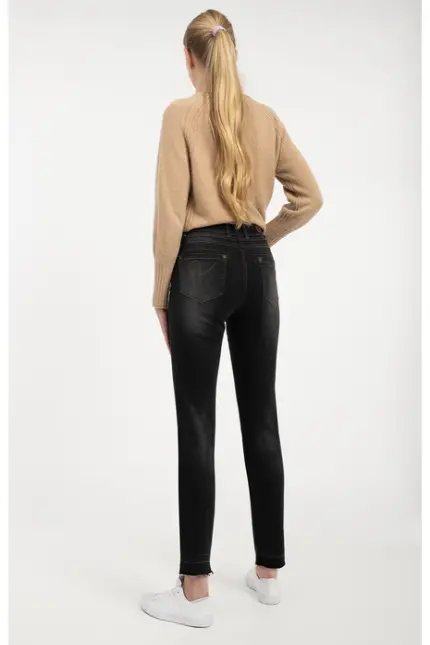 Recover Pants Slim-Fit-Jeans Alba in BLACK/ BLACK Artikelnummer REC-13343-01-4325-990 Bestseller
