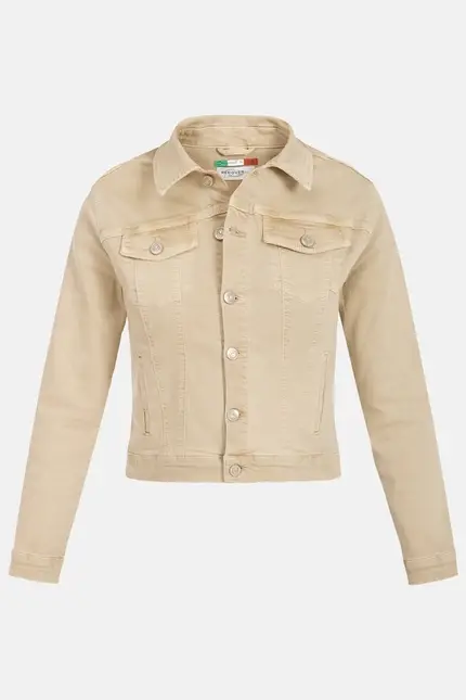 Recover Pants Chic, Jeansjacke in légèrer Passform in SAHARA Artikelnummer REC-30100-01-3883-278 Letzte 2 Tage