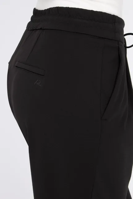 Recover Pants Legere Bundfaltenhose in SCHWARZ Artikelnummer REC-13005-3875-990 Riesige Rabatte
