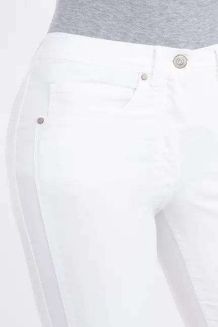 Recover Pants Slim Fit-Hose COCO in WEIß Artikelnummer REC-11954-01-3883-110 Rabatte dieses Monats