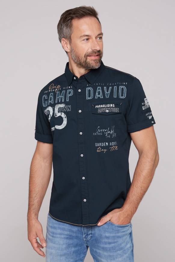 Soccx Kurzarmhemd mit Logo-Applikationen blue navy Versandkostenfrei