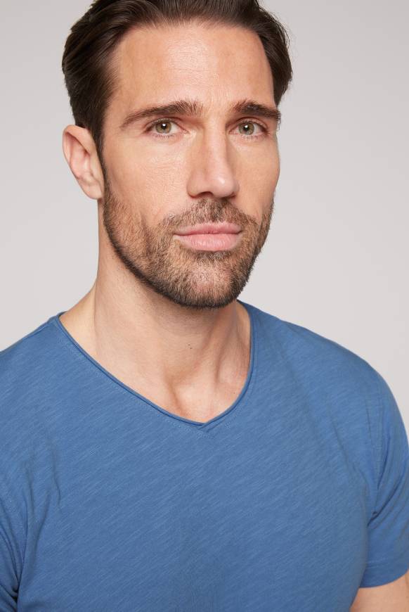 Soccx Basic T-Shirt V-Neck mit Used-Kante sky blue Black Friday Preise