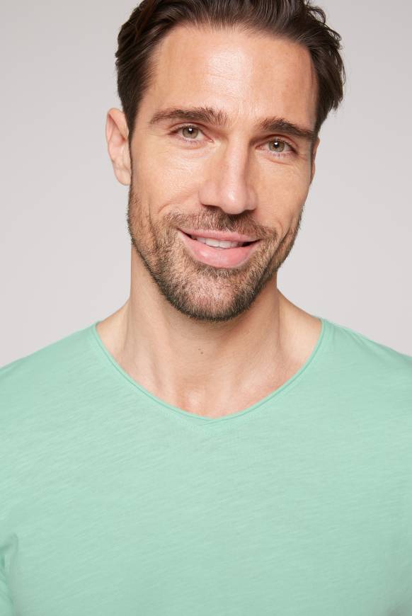 Soccx Basic T-Shirt V-Neck mit Used-Kante sun aqua Im Verkauf