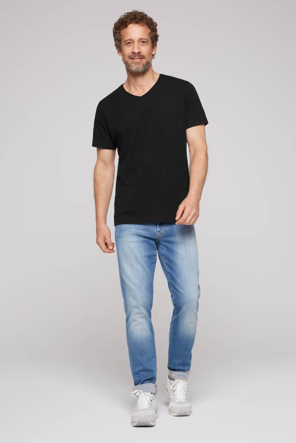 Soccx Basic T-Shirt V-Neck mit Used-Kante black 2025