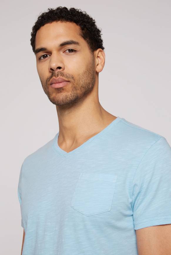 Soccx T-Shirt V-Neck mit Brusttasche summer blue Super Sparpreis