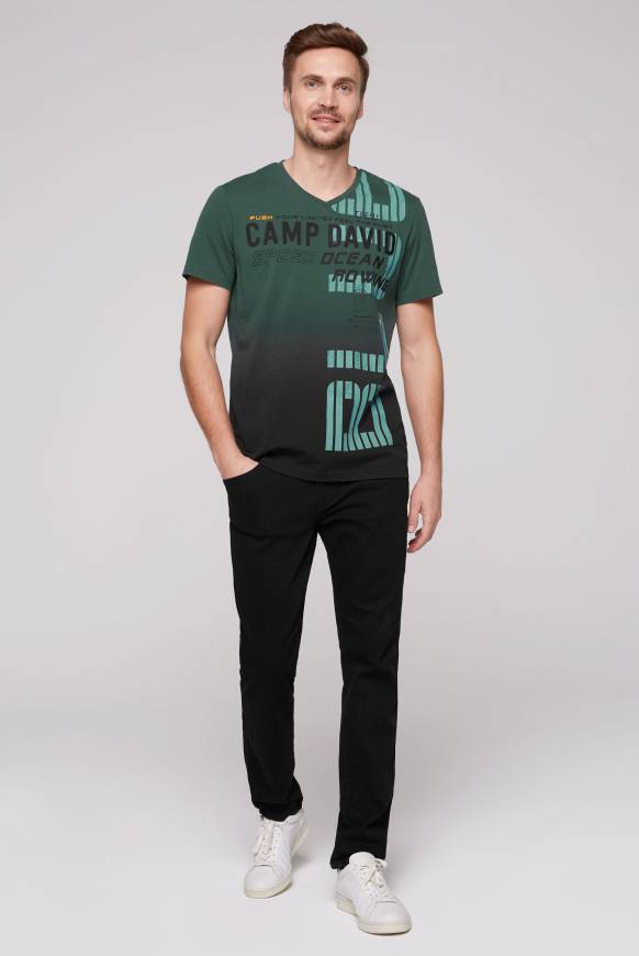 Soccx V-Shirt Dip Dye mit Label Print dark green M Sonderangebot der Fabrik
