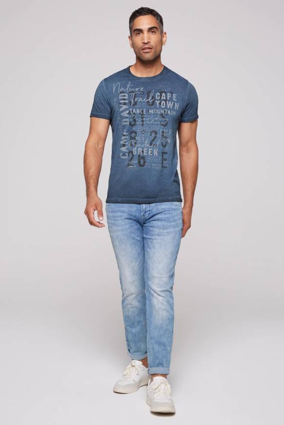 Soccx Rundhalsshirt Oil Dyed mit Label Print blue navy Jubiläumsangebot