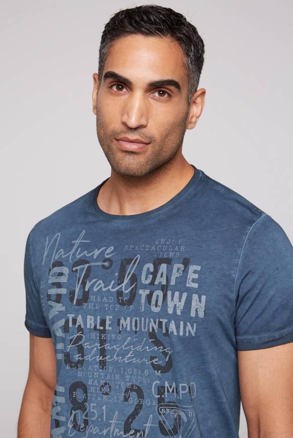 Soccx Rundhalsshirt Oil Dyed mit Label Print blue navy Jubiläumsangebot