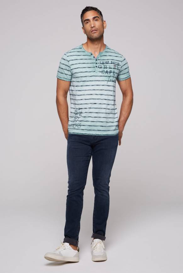 Soccx Gestreiftes Henley-Shirt mit Brusttasche teal Neueste Mode