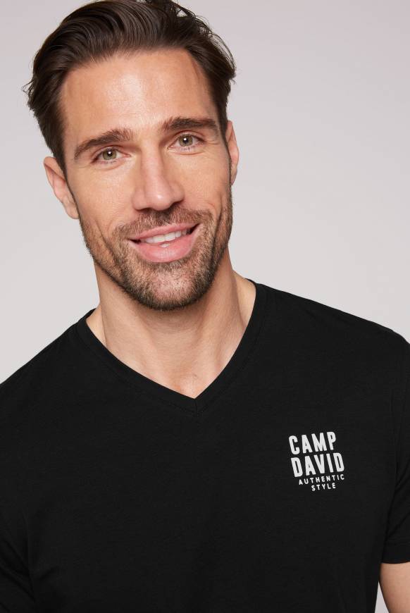 Soccx Basic T-Shirt V-Neck mit Logo Print black Verkauf
