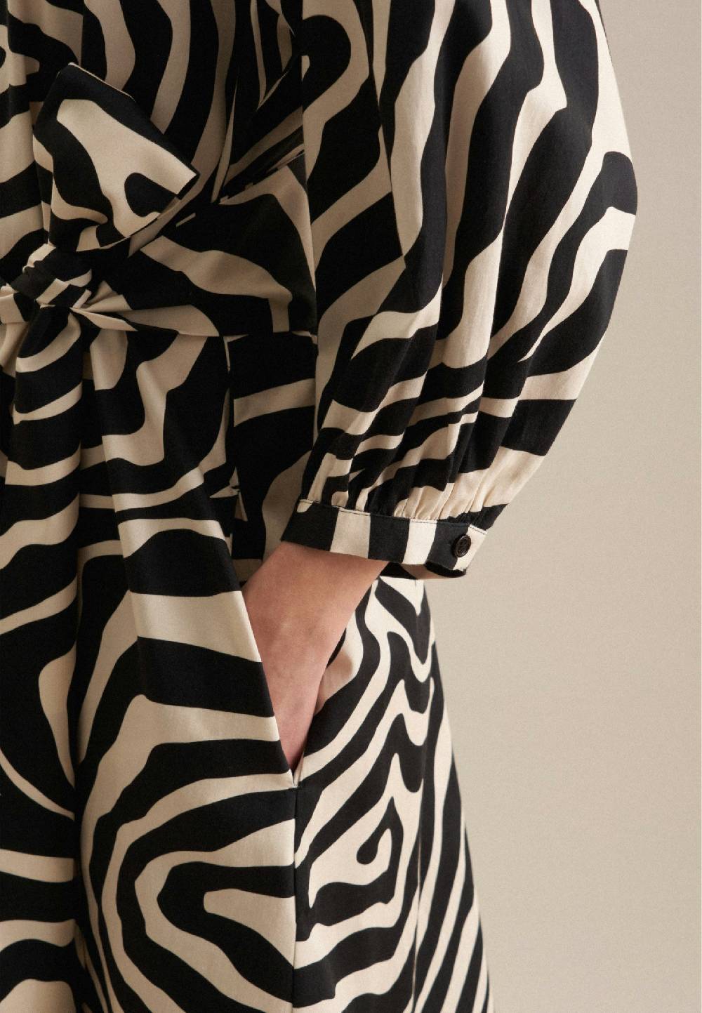 Studio Seidensticker Satin Midi Kleid Heißer Verkauf